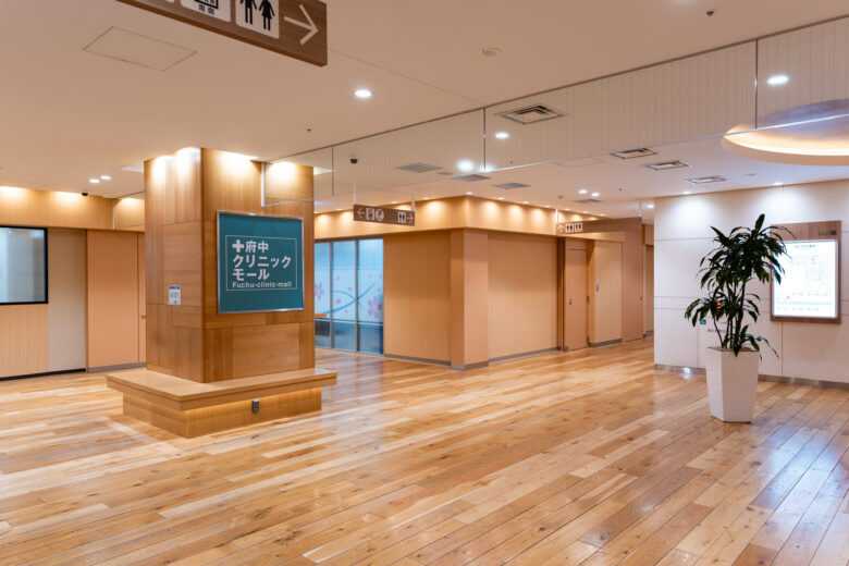 【医師開業ガイド】医療モール（クリニックモール・メディカルモール）の「集患力」と「人間関係」の真実｜メリット・失敗事例を徹底解説