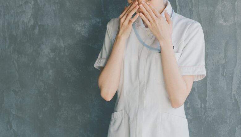 【看護師向け】インシデントが怖い・辞めたいと感じたときの立ち直り方｜セカンドヴィクティムの対処法5ステップ