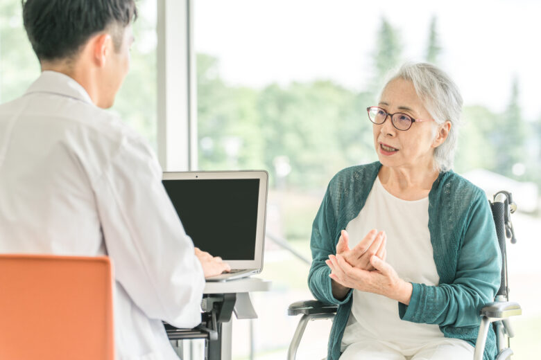 電子カルテが「使えない」「効果を感じられない」本当の理由と、使い勝手が劇的に向上する運用改善3ステップ