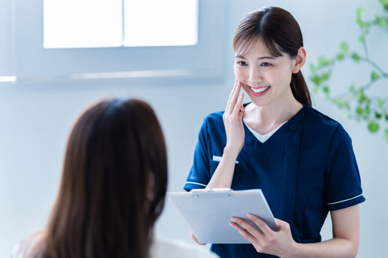 働きながら自分もキレイに♡ 看護師に大人気の「都内の美容クリニック・美容皮膚科」厳選求人を紹介