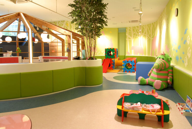 ママ・パパナース必見！お迎えラクラク＆急なお休みもOK「都内の託児所・保育支援あり」の求人特集