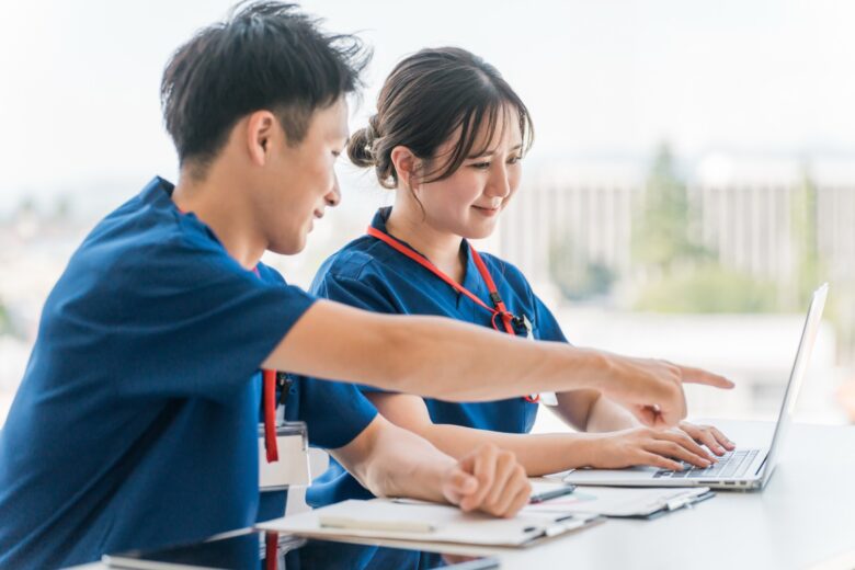 研修医の給料はいくら？1年目・2年目の手取りと、病院ごとに差がつく理由