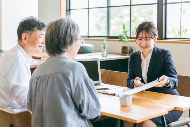 地域包括ケアシステムとは？5つの構成要素と、クリニックが担う役割をわかりやすく解説