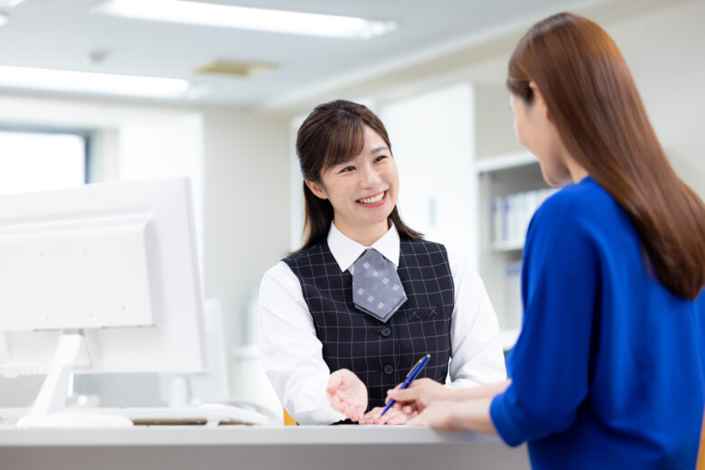 【そのまま使える】医療事務のための「困った患者・クレーマー対応」フレーズ集｜電話・受付でのマナーと断り方例文