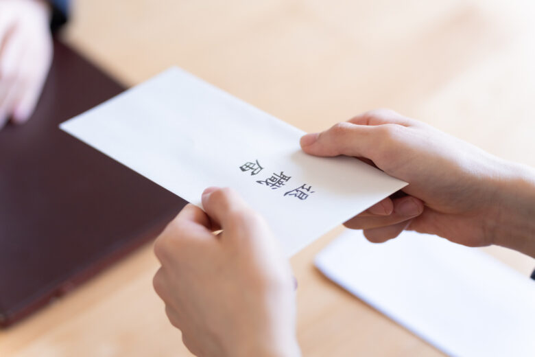 クリニックの退職届の書き方｜院内で使う様式例と記入例、退職願との違い、受け取ったときの確認チェックリスト